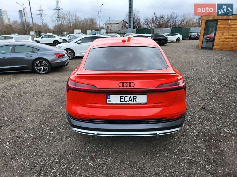 Внедорожник / Кроссовер Audi e-tron 2020 в Киеве