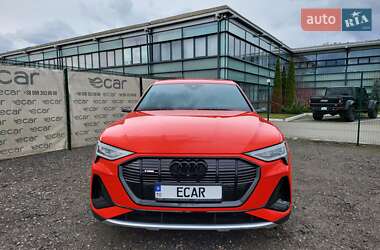 Внедорожник / Кроссовер Audi e-tron 2020 в 