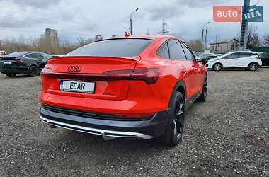 Внедорожник / Кроссовер Audi e-tron 2020 в 