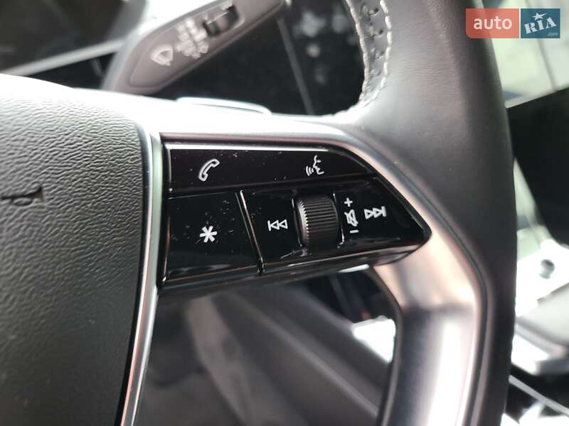 Внедорожник / Кроссовер Audi e-tron 2020 в Киеве