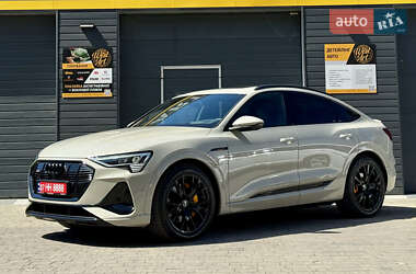 Позашляховик / Кросовер Audi e-tron 2022 в Мукачевому