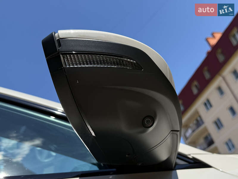 Внедорожник / Кроссовер Audi e-tron 2022 в Мукачево