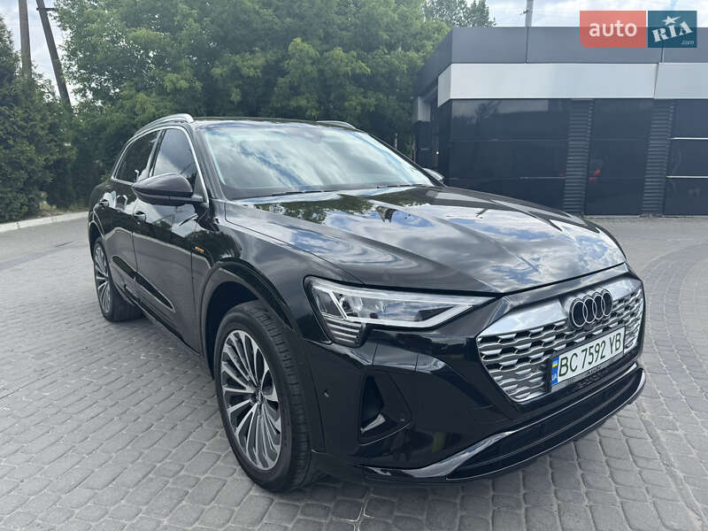 Внедорожник / Кроссовер Audi e-tron 2019 в 