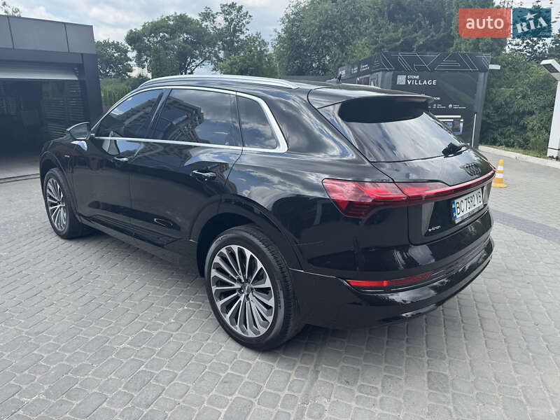 Позашляховик / Кросовер Audi e-tron 2019 в Львові