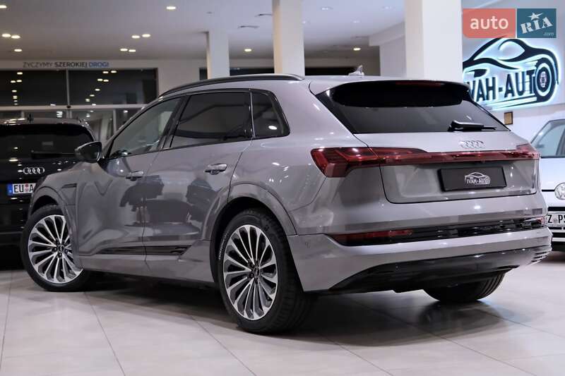 Позашляховик / Кросовер Audi e-tron 2020 в Дрогобичі