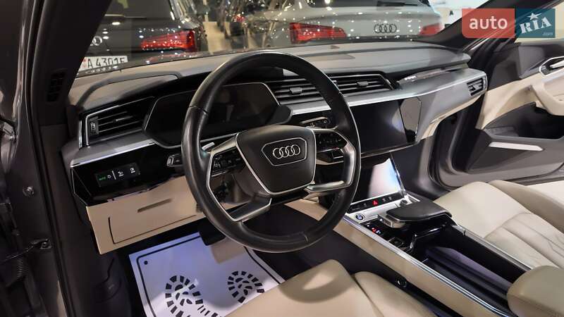 Позашляховик / Кросовер Audi e-tron 2020 в Дрогобичі
