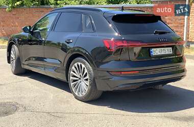 Внедорожник / Кроссовер Audi e-tron 2019 в 
