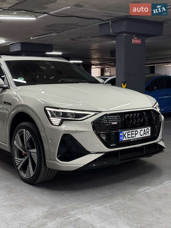 Внедорожник / Кроссовер Audi e-tron 2022 в Одессе