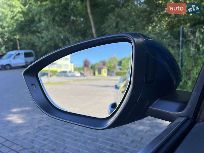 Позашляховик / Кросовер Audi e-tron 2019 в Львові