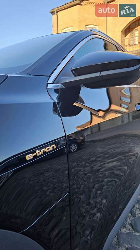 Внедорожник / Кроссовер Audi e-tron 2019 в Луцке