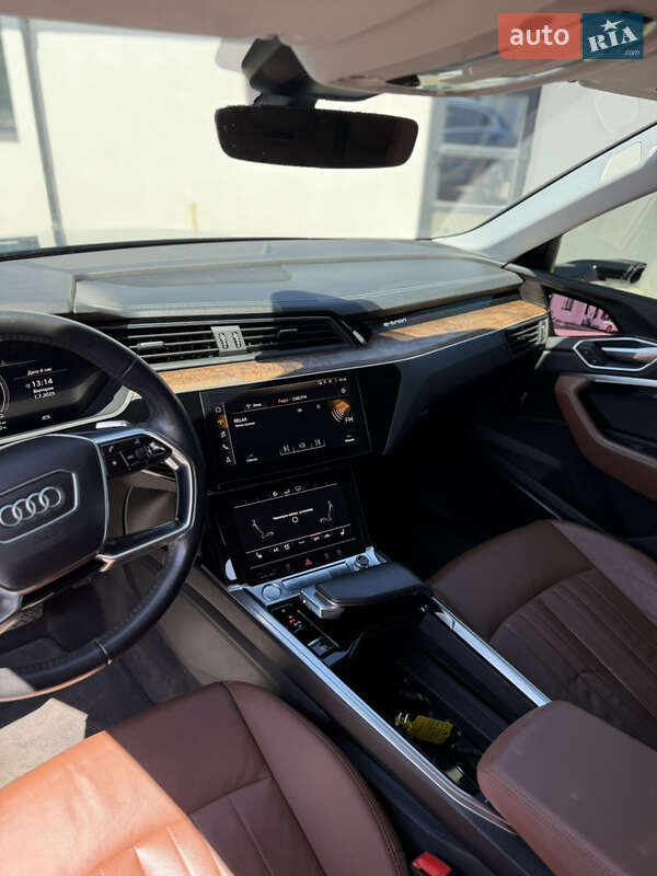 Внедорожник / Кроссовер Audi e-tron 2019 в Луцке