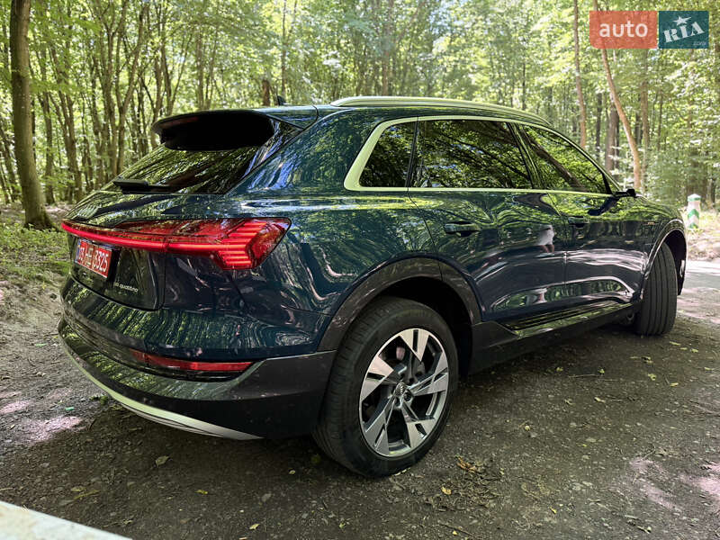 Внедорожник / Кроссовер Audi e-tron 2019 в Луцке
