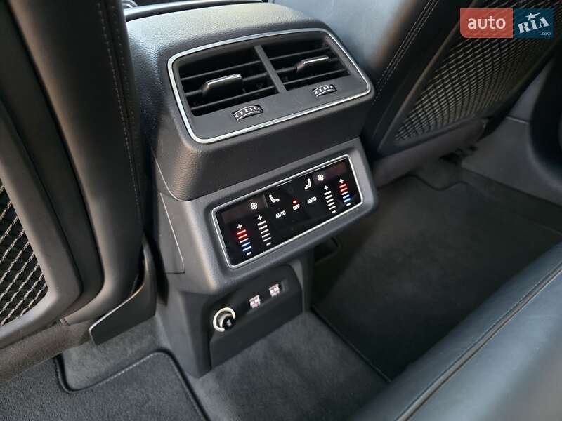 Позашляховик / Кросовер Audi e-tron 2019 в Одесі