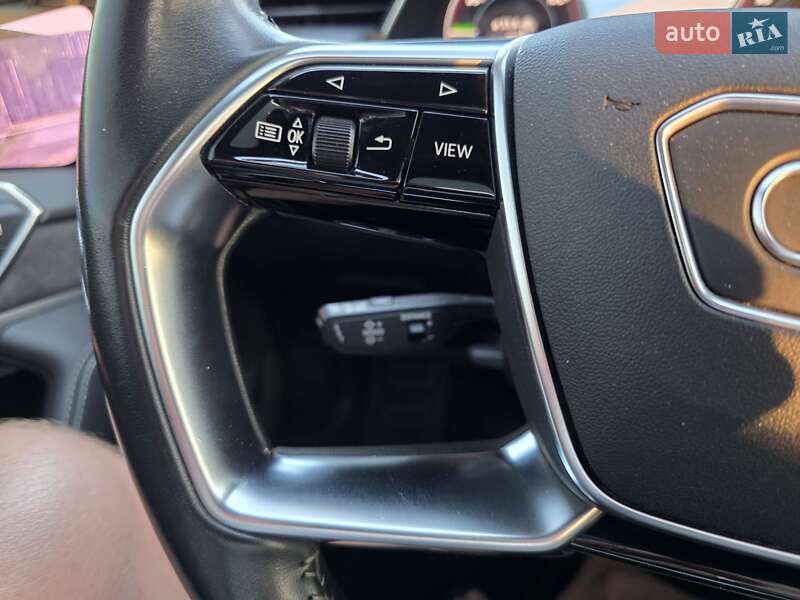 Позашляховик / Кросовер Audi e-tron 2019 в Одесі