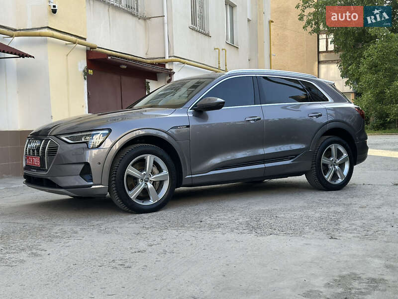 Внедорожник / Кроссовер Audi e-tron 2019 в Ивано-Франковске