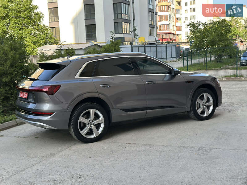 Внедорожник / Кроссовер Audi e-tron 2019 в Ивано-Франковске