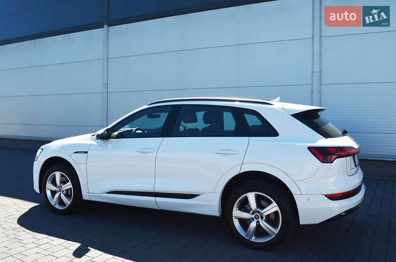 Внедорожник / Кроссовер Audi e-tron 2020 в Львове