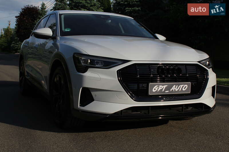 Внедорожник / Кроссовер Audi e-tron 2023 в Киеве