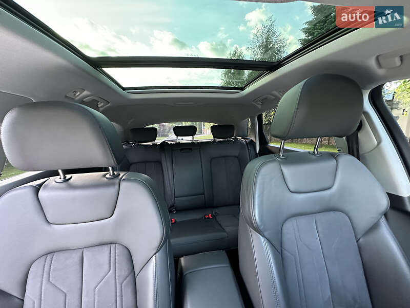 Внедорожник / Кроссовер Audi e-tron 2023 в Киеве