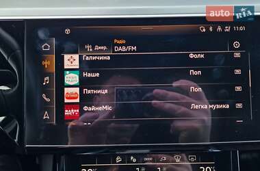 Позашляховик / Кросовер Audi e-tron 2021 в 