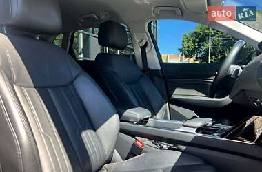 Внедорожник / Кроссовер Audi e-tron 2019 в 