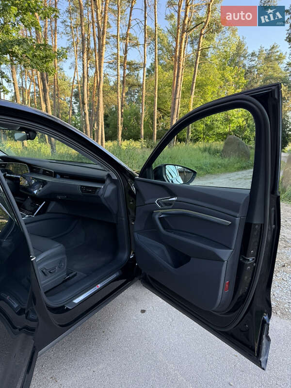 Внедорожник / Кроссовер Audi e-tron 2021 в Житомире