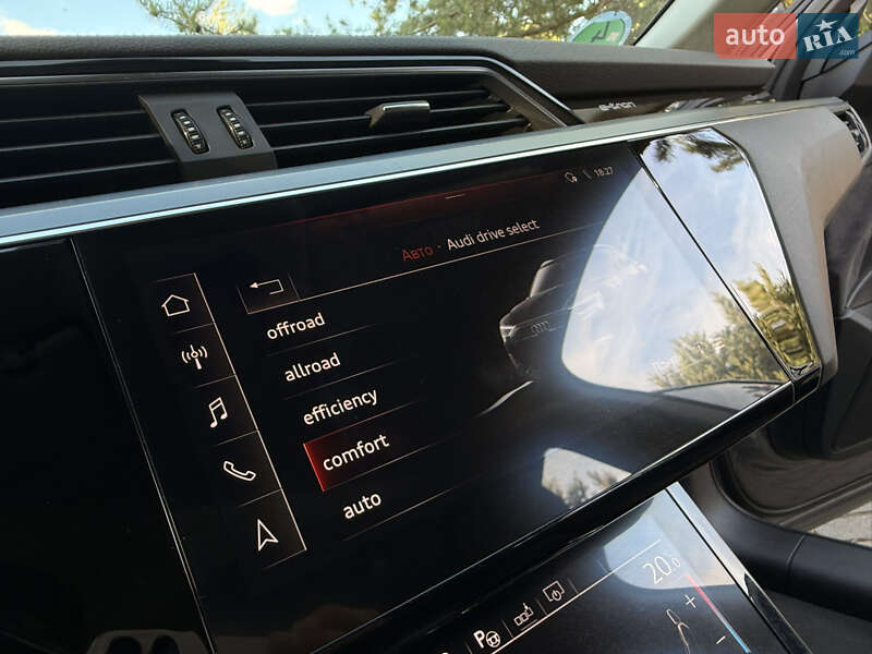 Внедорожник / Кроссовер Audi e-tron 2019 в Львове