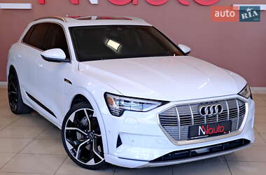 Внедорожник / Кроссовер Audi e-tron 2019 в 