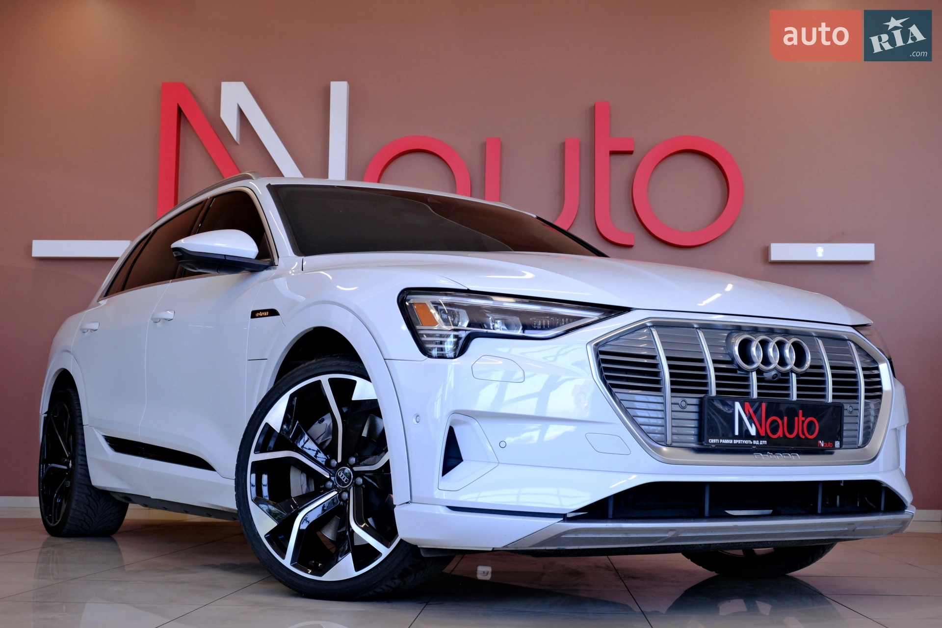 2019 Audi e-tron - мініатюра 11