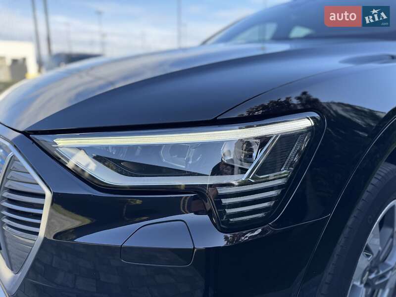 Внедорожник / Кроссовер Audi e-tron 2019 в Мукачево