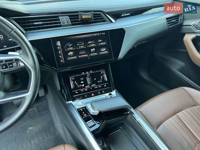 Внедорожник / Кроссовер Audi e-tron 2019 в Мукачево