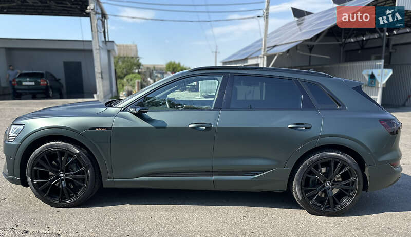 Позашляховик / Кросовер Audi e-tron 2019 в Києві