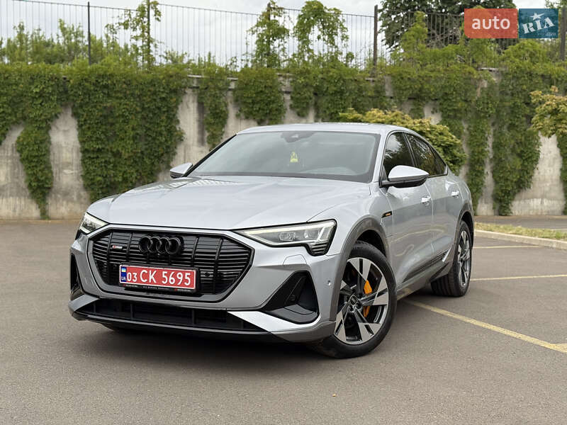 Внедорожник / Кроссовер Audi e-tron 2021 в Ровно