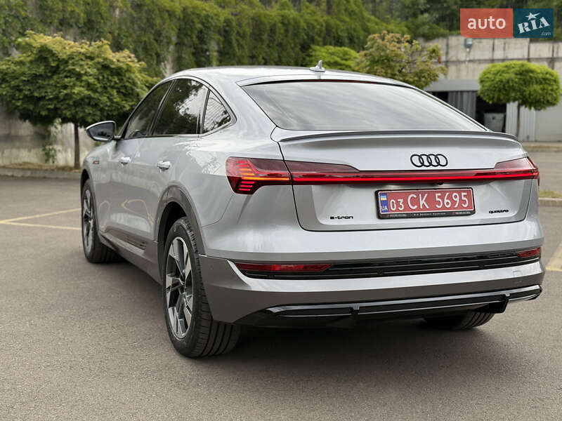 Внедорожник / Кроссовер Audi e-tron 2021 в Ровно