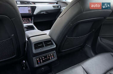 Внедорожник / Кроссовер Audi e-tron 2019 в 