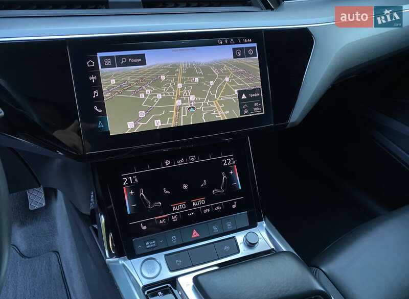 Позашляховик / Кросовер Audi e-tron 2019 в Дніпрі