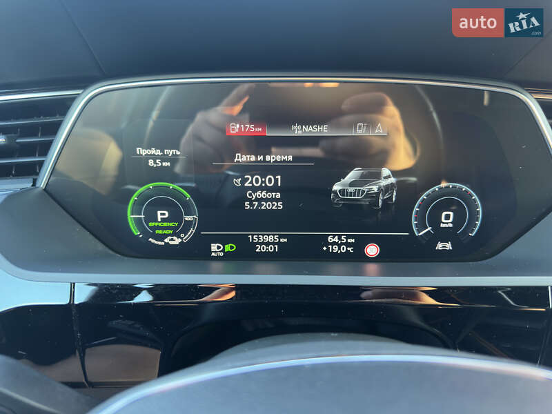 Позашляховик / Кросовер Audi e-tron 2019 в Києві