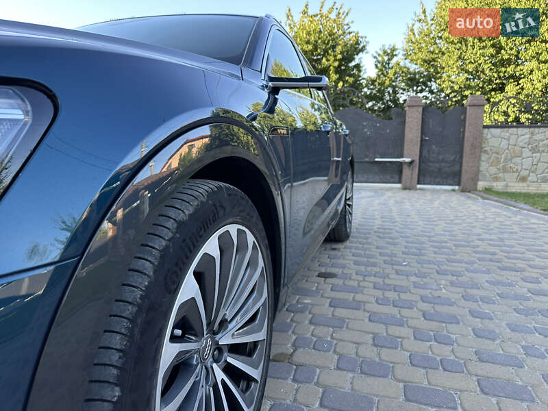 Внедорожник / Кроссовер Audi e-tron 2019 в Львове фото 3 Внедорожник / Кроссовер Audi e-tron 2019 в Львове