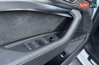 Внедорожник / Кроссовер Audi e-tron 2020 в 