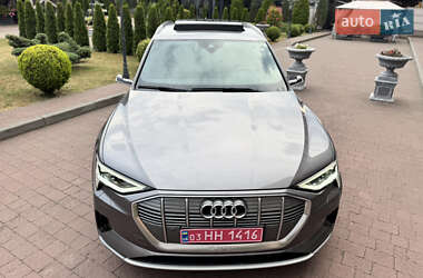 Позашляховик / Кросовер Audi e-tron 2020 в 