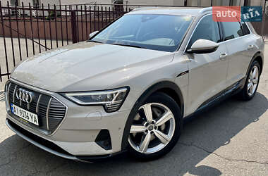 Позашляховик / Кросовер Audi e-tron 2020 в 