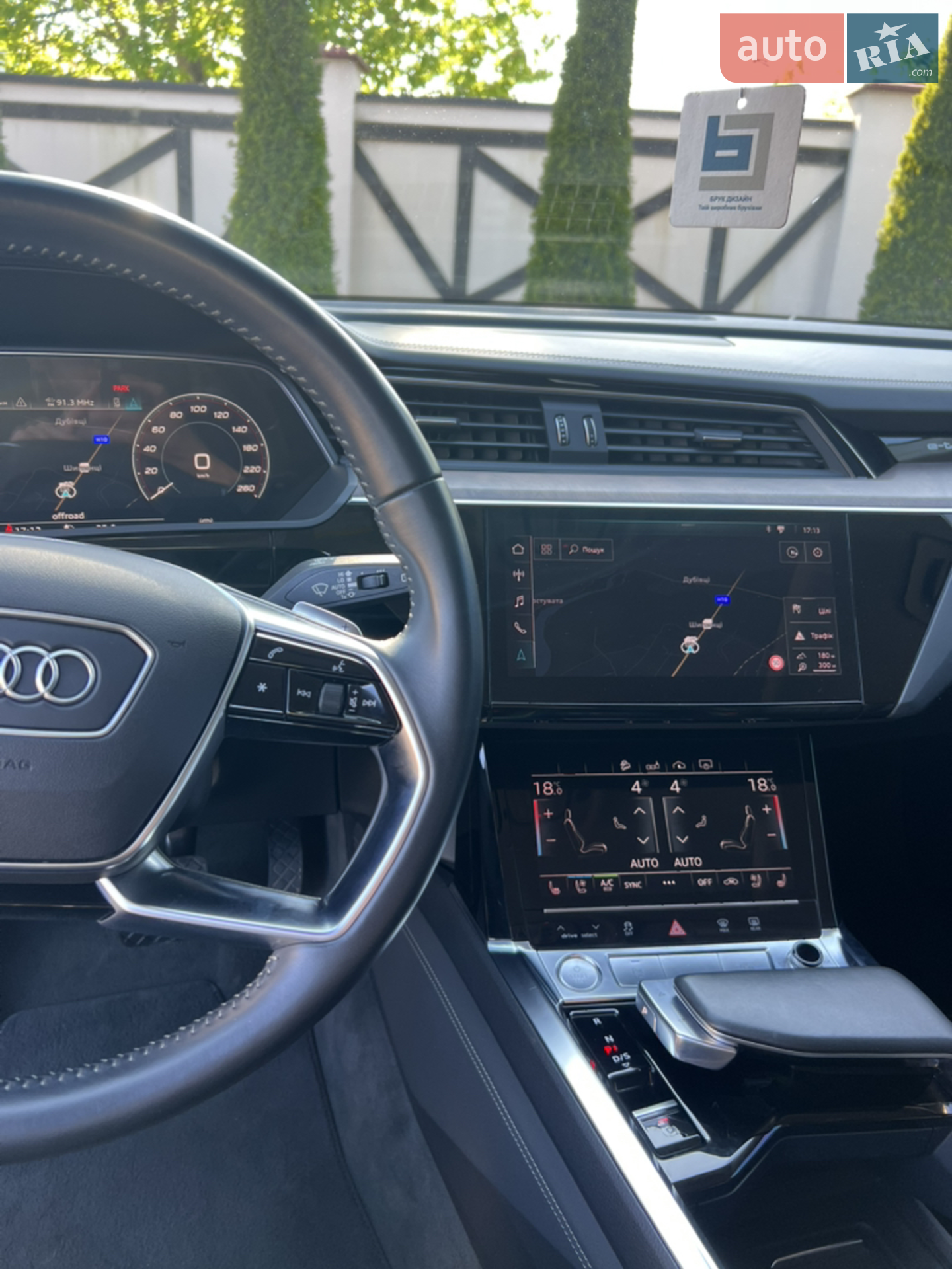 2019 Audi e-tron - мініатюра 22