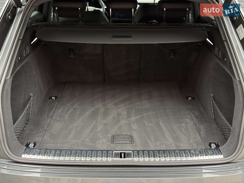 Позашляховик / Кросовер Audi e-tron 2021 в Мукачевому