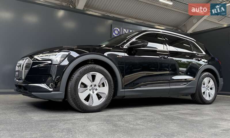 Внедорожник / Кроссовер Audi e-tron 2020 в Киеве