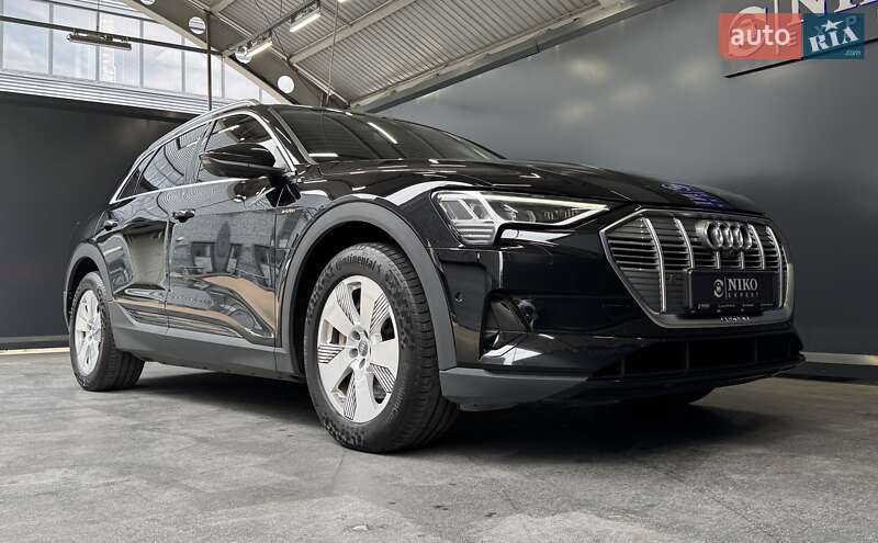 Внедорожник / Кроссовер Audi e-tron 2020 в Киеве