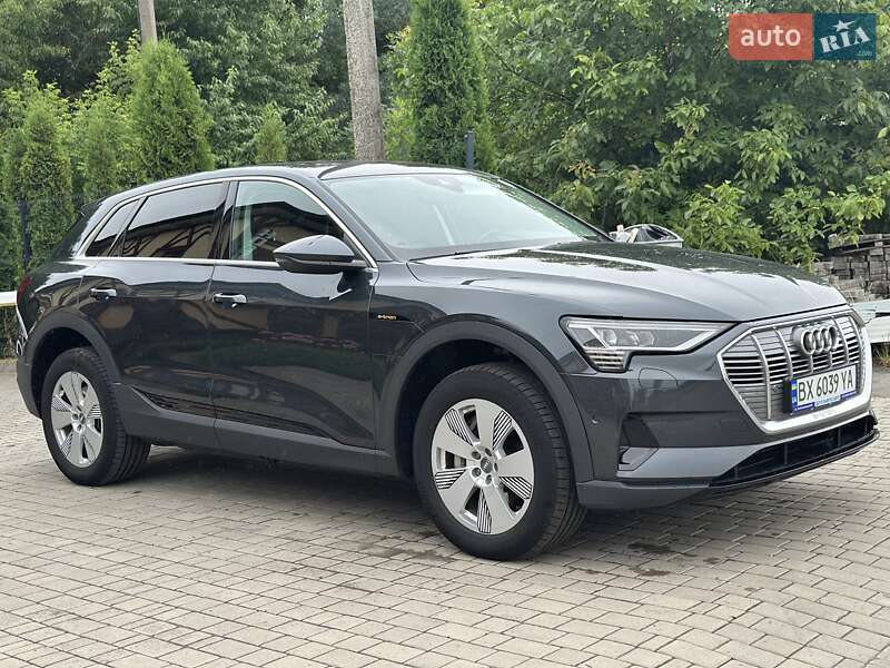 Позашляховик / Кросовер Audi e-tron 2020 в Хмельницькому