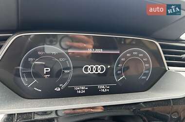Внедорожник / Кроссовер Audi e-tron 2020 в 