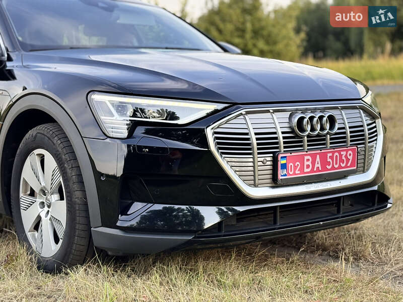 Позашляховик / Кросовер Audi e-tron 2019 в Козятині