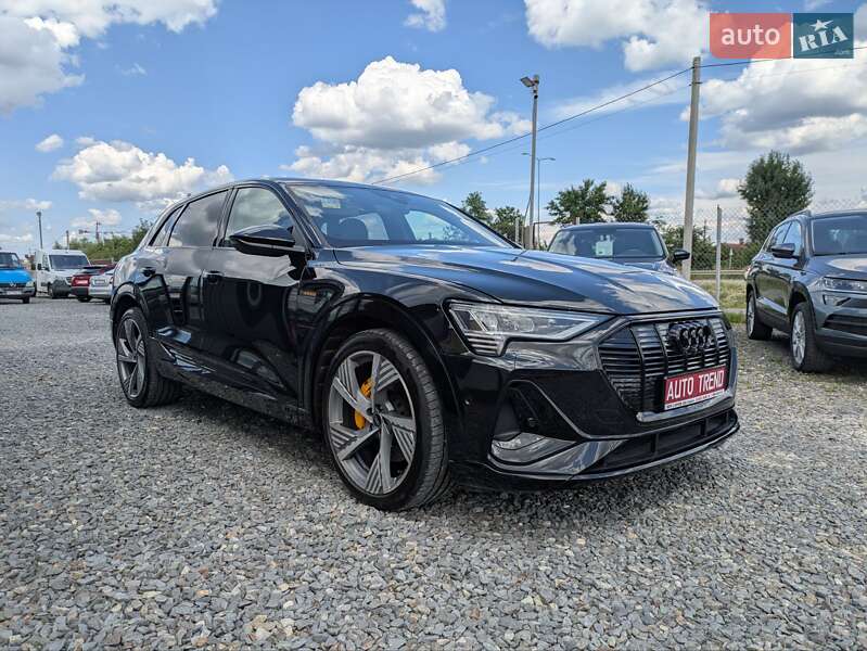 Audi e-tron 2022