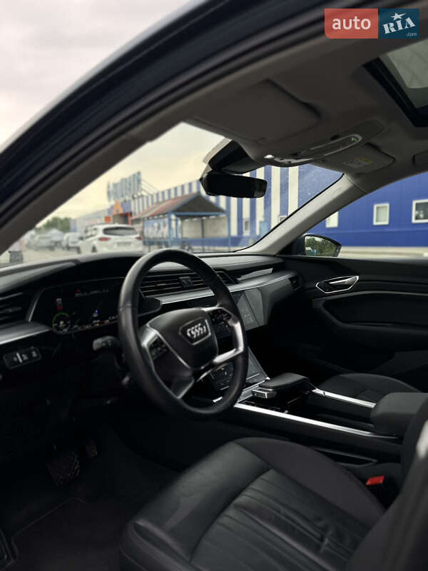 Внедорожник / Кроссовер Audi e-tron 2019 в Коломые
